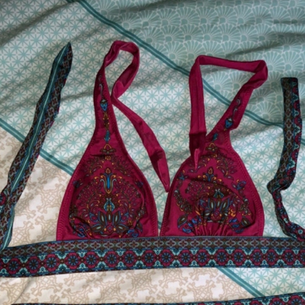 Halter Bikini Set - Picture 2 of 3